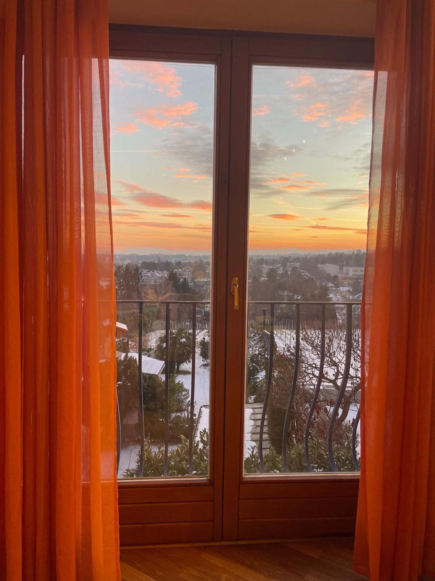 Herrlicher Ausblick Ueber Wien Luaran gambar